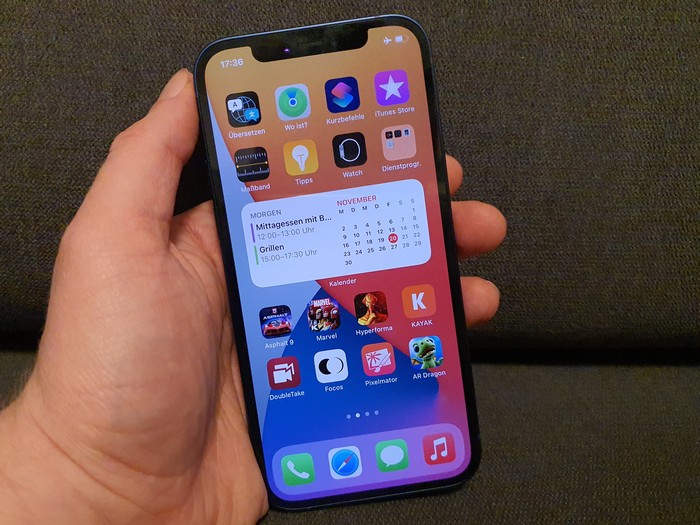 iPhone 12