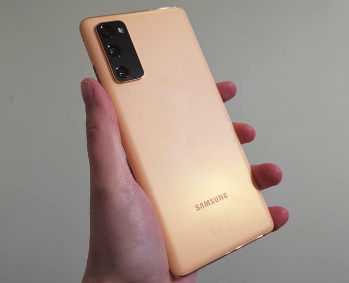 Samsung Galaxy S20 FE Test und Daten: Highend-Smartphone mit Her(t)z, nicht nur für Fans