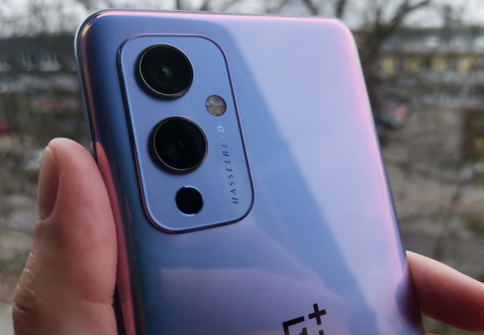 OnePlus 9 im Test & Daten: Kompakter, Hasselblad-Kamera & Flaggschiff-Feeling