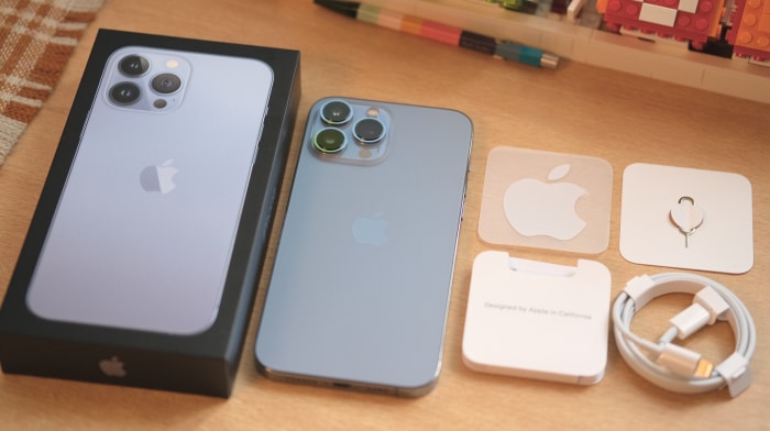 Apple iPhone 13 Pro Max - Lieferumfang