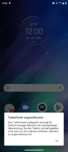 Motorola Edge 20 Pro - TurboPower angeschlossen