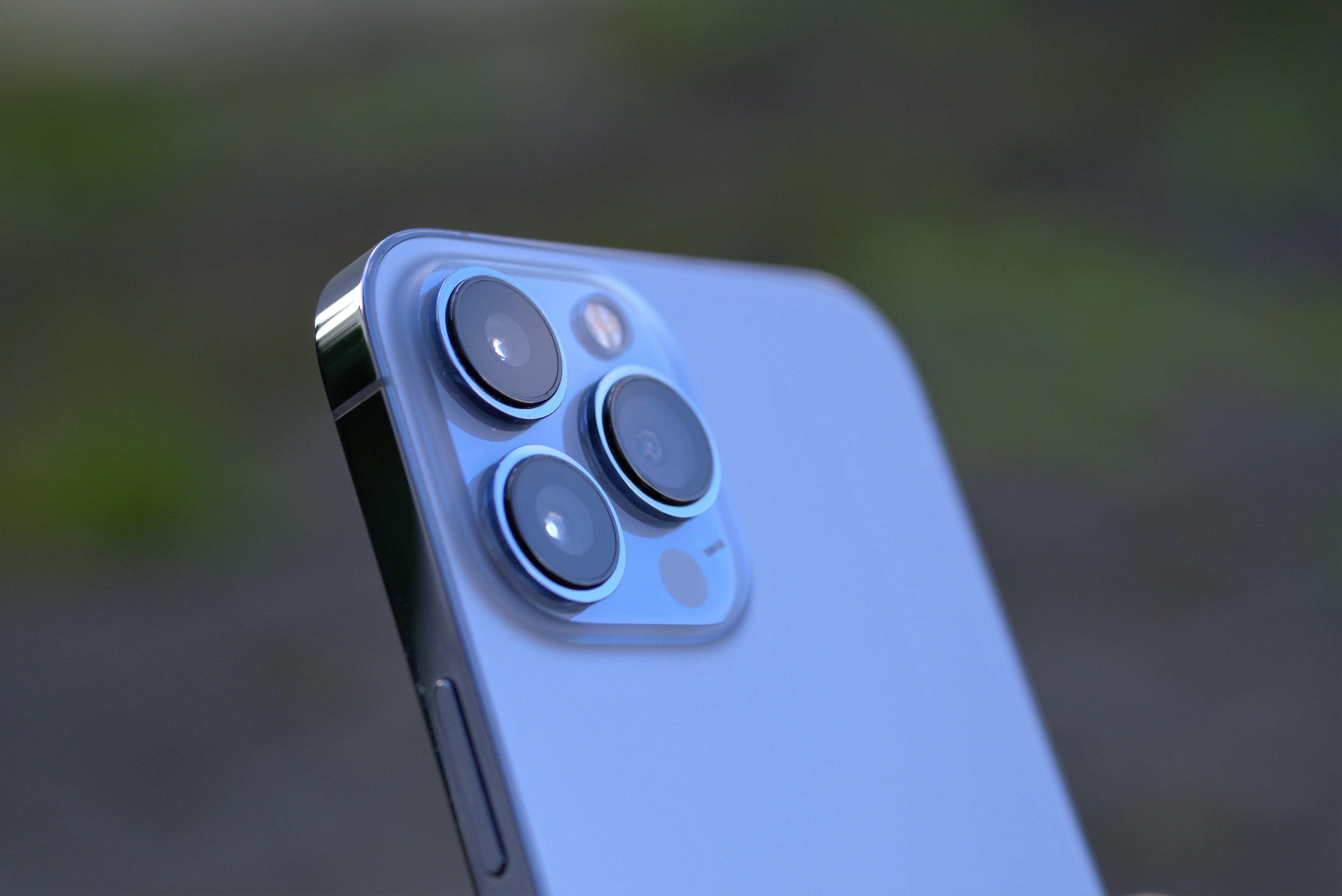 iPhone 13 Pro Max mit Triple-Kamera