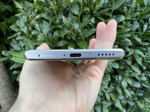 Honor 70 5G im Test / USB-C-Anschluss
