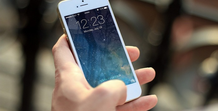 Smartphone Magazin Netztest (Bild: Pixabay @JESHOOTS-com)