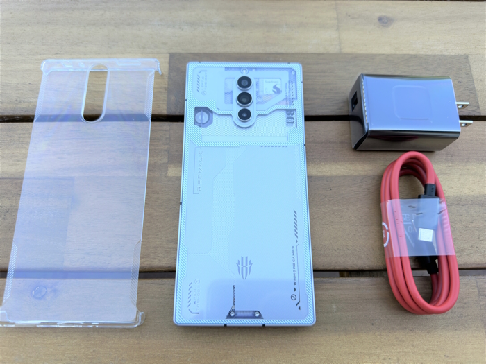 ZTE Nubia RedMagic 8 Pro - Lieferumfang