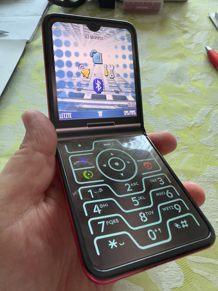 Motorola Razr 40 Ultra - Test - Retro UI