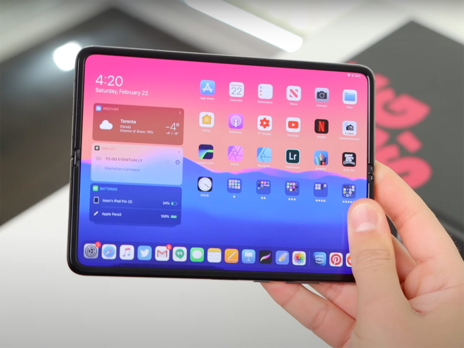 So stellt sich Designer Canoopsy ein faltbares Apple-Gerät vor.