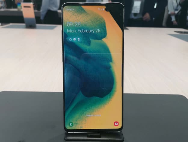 Samsung Galaxy S10 5G im Hands-on: Highlight mit 6,7-Zoll-Display ausprobiert