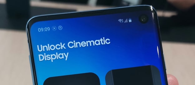 Single-Sensor bei der Frontkamera des Galaxy S10 mit Vertrag (Bild: handyhase.de)