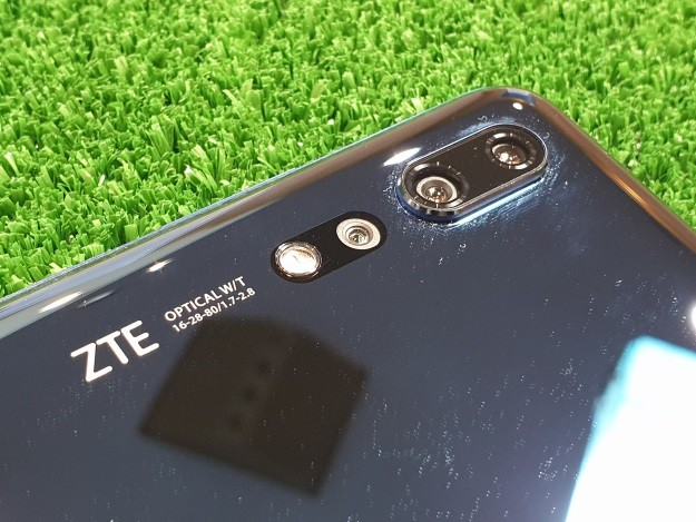 ZTE Axon 10 Pro HandsOn